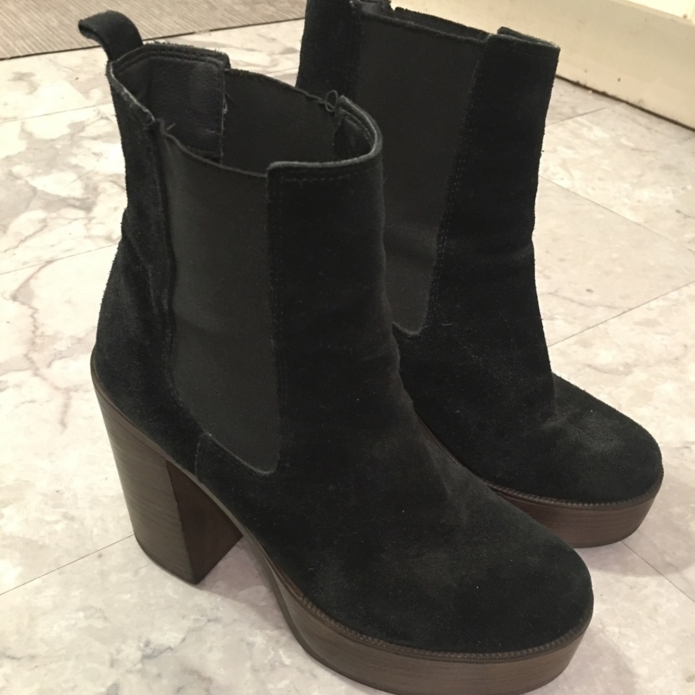 TOPSHOP PLATFORM GENUINE SUEDE BOOT